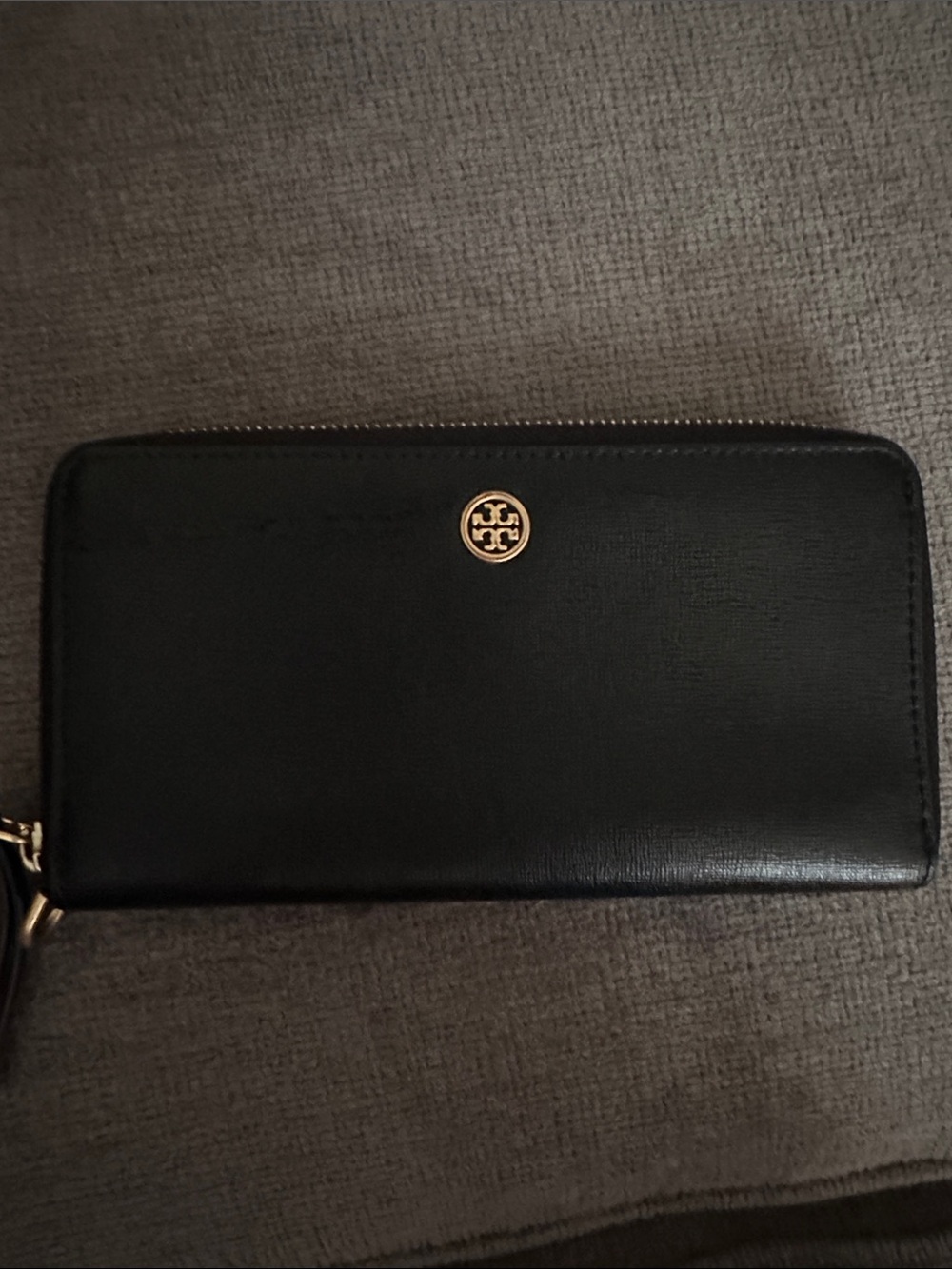 Tory Burch Black Leather Zip Wallet with Gold Logo